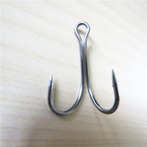 Fishing double hook frog bait