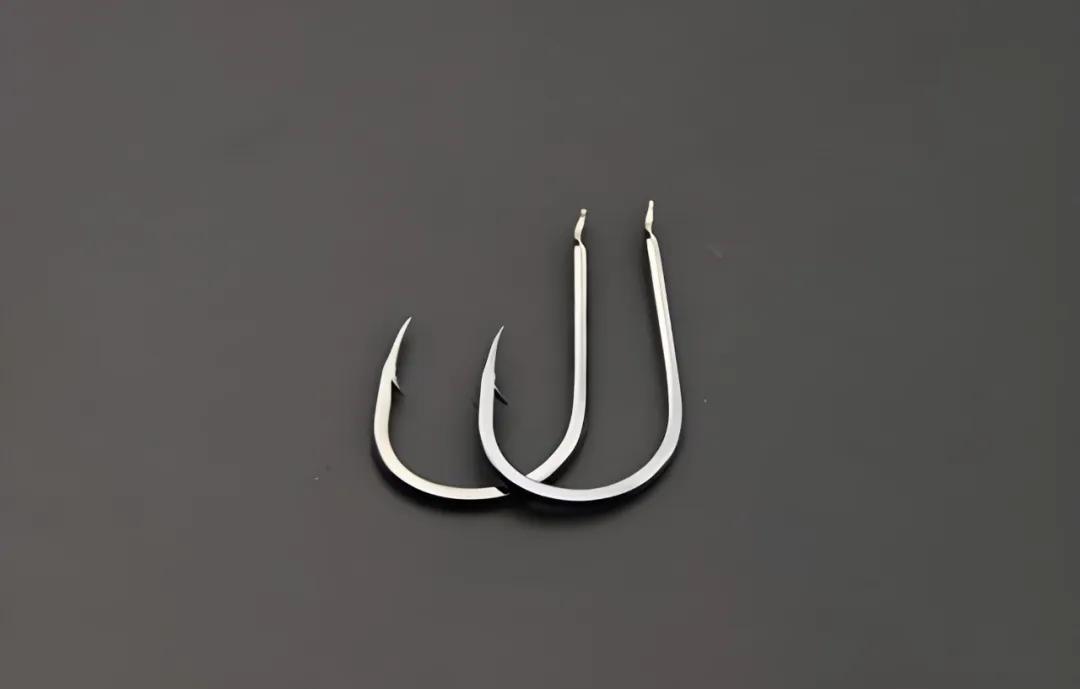 Iseama Hook